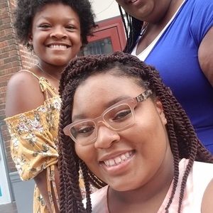 Meet your Posher, Sierra